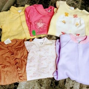 6 Baby Girl Sleepers size Newborn and 0-3 month
